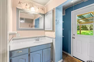 307 N Tyler St, Big Sandy, TX 75755 - Photo 15