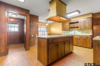 6404 Black Gum Rd, Gilmer, TX 75644 - Photo 9