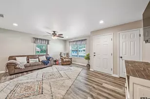 135 Short St, Rusk, TX 75785 - Photo 3