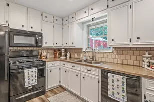 135 Short St, Rusk, TX 75785 - Photo 9