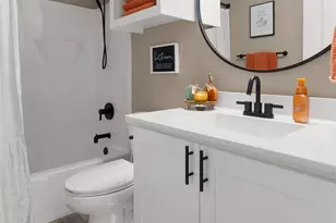 16210 Crossing Cir, Lindale, TX 75771 - Photo 19