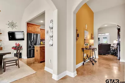 717 White Bear Trl, Lindale, TX 75771 - Photo 7