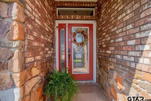 717 White Bear Trl, Lindale, TX 75771 - Photo 5