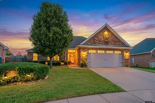 717 White Bear Trl, Lindale, TX 75771 - Photo 1