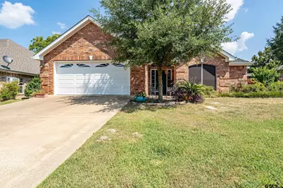 1820 Park Place, Mineola, TX 75773 - Photo 1