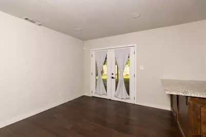 1722 N Hill Ave, Tyler, TX 75702 - Photo 7