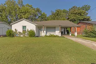 1722 N Hill Ave, Tyler, TX 75702 - Photo 1