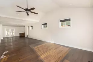 1722 N Hill Ave, Tyler, TX 75702 - Photo 5