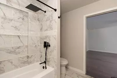 1722 N Hill Ave, Tyler, TX 75702 - Photo 15