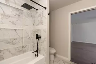 1722 N Hill Ave, Tyler, TX 75702 - Photo 15