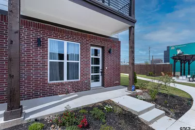 540 W Erwin St, Tyler, TX 75702 - Photo 3