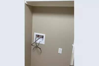 2125 N Emerson Ave, Tyler, TX 75702 - Photo 11