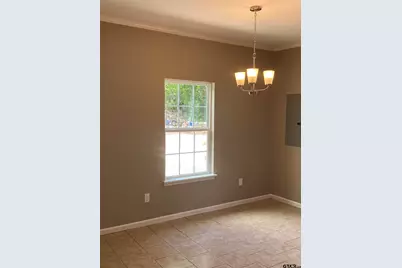 2125 N Emerson Ave, Tyler, TX 75702 - Photo 7