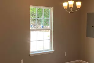 2125 N Emerson Ave, Tyler, TX 75702 - Photo 7