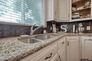 424 Cr 3914, Bullard, TX 75757 - Photo 17