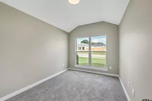 16418 Crossing Cir, Lindale, TX 75771 - Photo 17