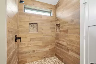 16418 Crossing Cir, Lindale, TX 75771 - Photo 13