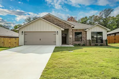16418 Crossing Circle, Lindale, TX 75771 - Photo 1