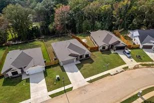 16418 Crossing Cir, Lindale, TX 75771 - Photo 27