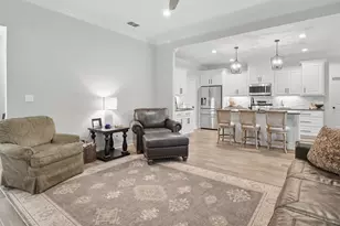 4501 Windsor Park Ln, Kilgore, TX 75662 - Photo 9