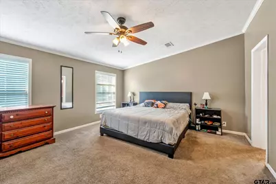 13902 E Travis Lane, Log Cabin, TX 75148 - Photo 9