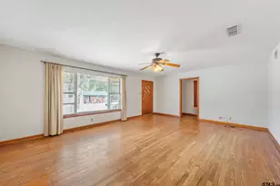 2019 Woodhaven Dr, Tyler, TX 75701 - Photo 3