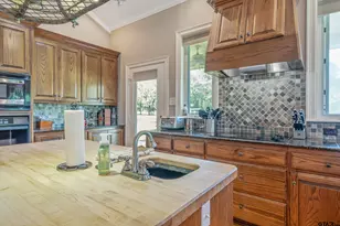 750 Vz County Road 4703, Ben Wheeler, TX 75754 - Photo 11