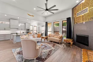 253 Kathryn's Ct, Mount Pleasant, TX 75455 - Photo 5