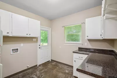 18350 Fm 47 #1, Wills Point, TX 75169 - Photo 13