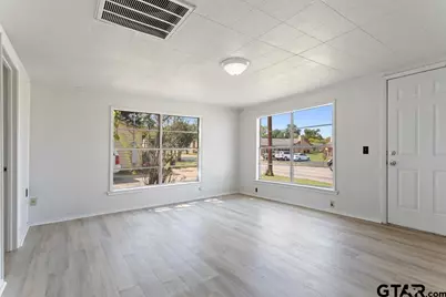 210 Cooper St, Lindale, TX 75771 - Photo 7