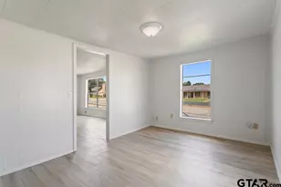 210 Cooper St, Lindale, TX 75771 - Photo 15