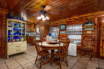 18596 County Road 2154, Troup, TX 75789 - Photo 5