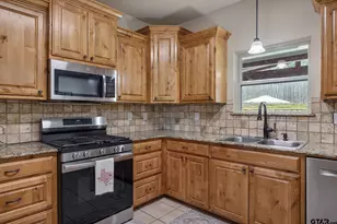 708 Jaxon Dr, Whitehouse, TX 75791 - Photo 11