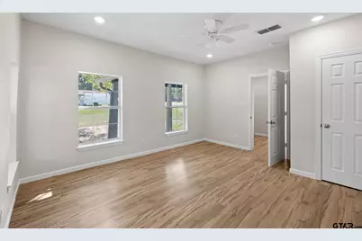 607 E Duval, Troup, TX 75789 - Photo 7
