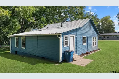 607 E Duval, Troup, TX 75789 - Photo 23