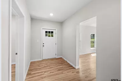 607 E Duval, Troup, TX 75789 - Photo 5