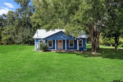 607 E Duval, Troup, TX 75789 - Photo 1