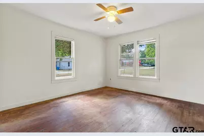 107 Mallory St, Lindale, TX 75771 - Photo 23