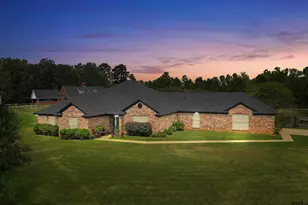 179 N Fork Cove, Kilgore, TX 75662 - Photo 1