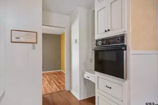 2827 Fairfax Dr, Tyler, TX 75701 - Photo 13