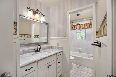 2827 Fairfax Dr, Tyler, TX 75701 - Photo 27