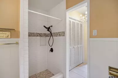 2827 Fairfax Dr, Tyler, TX 75701 - Photo 23