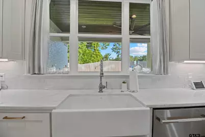 1242 Colt, Tyler, TX 75703 - Photo 11