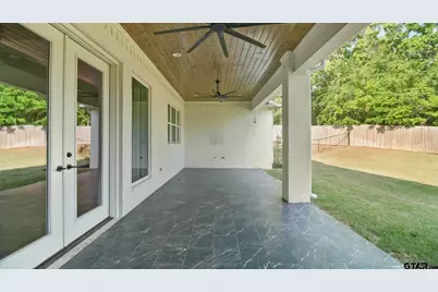 1242 Colt, Tyler, TX 75703 - Photo 37