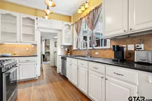 217 S Vine Ave, Tyler, TX 75702 - Photo 9