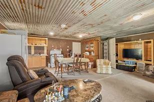 216 Cr 4470, Winnsboro, TX 75494 - Photo 3