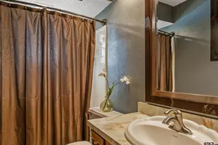 449 Ruth St, Hawkins, TX 75765 - Photo 23