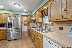 449 Ruth St, Hawkins, TX 75765 - Photo 5