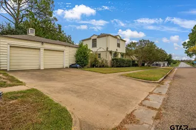 301 E Blair, Mineola, TX 75773 - Photo 5