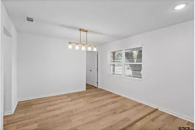 810 Pineland Ln, Lindale, TX 75771 - Photo 15